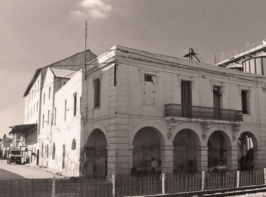 1925 Rose Blanche Group